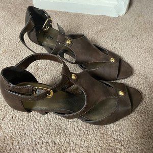 Brown 8 1/2 Fioni Heels